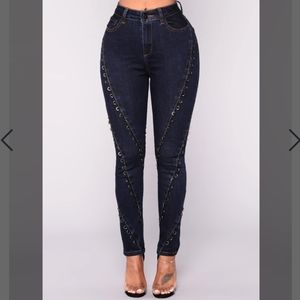 Darla Ring Detail Dark Fitted Jeans NWT